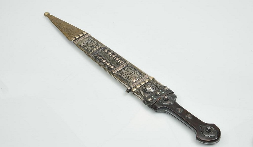 Кубачинский кинжал