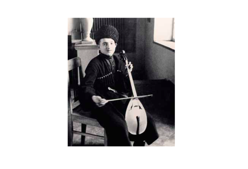 «Адхоку-пондур»